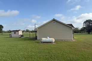 17787 Cr 330, Navasota, TX 77868 - Photo 3