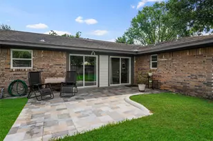2019 Spillers Ln, Houston, TX 77043 - Photo 23