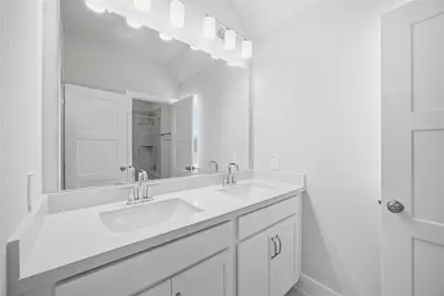 10303 Tranquil Lake Drive, Missouri City, TX 77459 - Photo 13