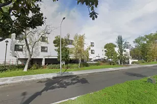 34 St James Park W, Los Angeles, CA 90007 - Photo 9