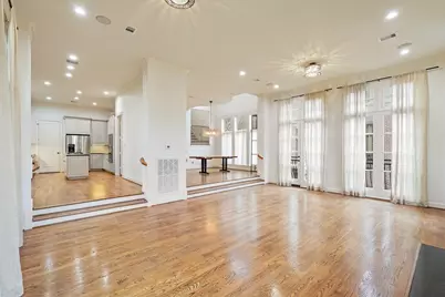 521 Lovett Boulevard, Houston, TX 77006 - Photo 13