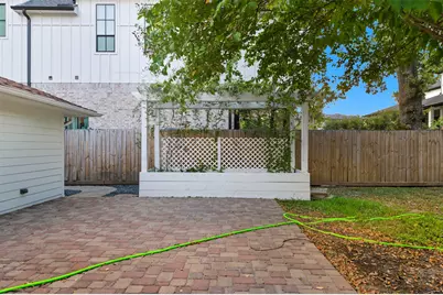 2210 Wakefield Drive, Houston, TX 77018 - Photo 43