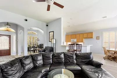 26924 Manor Falls Drive, Kingwood, TX 77339 - Photo 7
