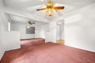 11407 Valley Spring Dr, Houston, TX 77043 - Photo 9