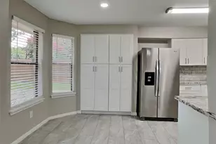 8718 Pines Pl Dr, Humble, TX 77346 - Photo 5