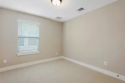 2013 Woodland Pine Court, The Woodlands, TX 77384 - Photo 21