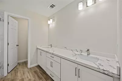 3205 Nebraska Street, Baytown, TX 77520 - Photo 9