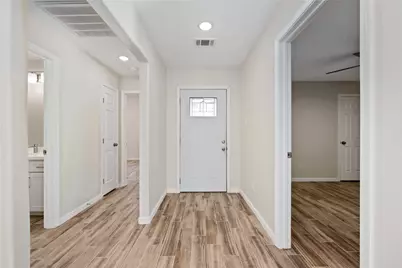 3205 Nebraska Street, Baytown, TX 77520 - Photo 5