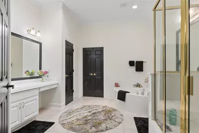 2 Surrey Run Place, The Woodlands, TX 77384 - Photo 21
