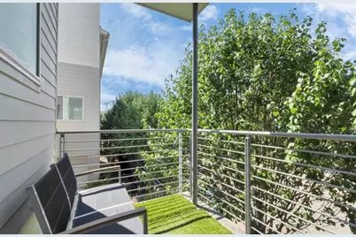 360 Eado Park Circle, Houston, TX 77020 - Photo 9
