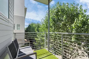 360 Eado Park Cir, Houston, TX 77020 - Photo 9