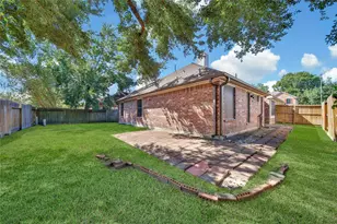 18614 Woodbreeze Dr, Humble, TX 77346 - Photo 5