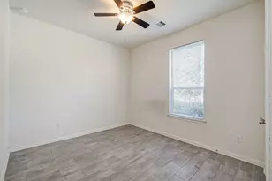 14126 Harmony Ridge Trl, Pearland, TX 77584 - Photo 3