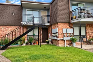 10802 Kingspoint Rd, Houston, TX 77075 - Photo 1