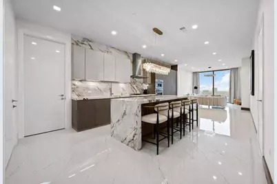 1711 Allen Pkwy #1907, Houston, TX 77019 - Photo 3