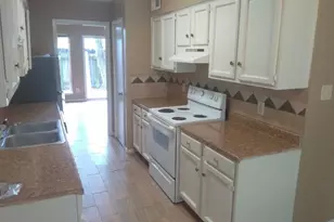 2429 Miramar Ct, Seabrook, TX 77586 - Photo 3