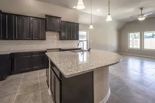 2622 Ivy Wood Ln, Conroe, TX 77385 - Photo 9