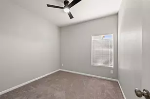 2537 18th St, Hempstead, TX 77445 - Photo 5
