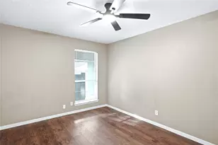 2204 Mimosa Ct, League City, TX 77573 - Photo 11