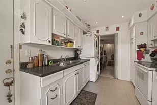 7600 Burgoyne Rd, Houston, TX 77063 - Photo 15