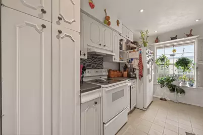 7600 Burgoyne Road #251, Houston, TX 77063 - Photo 11