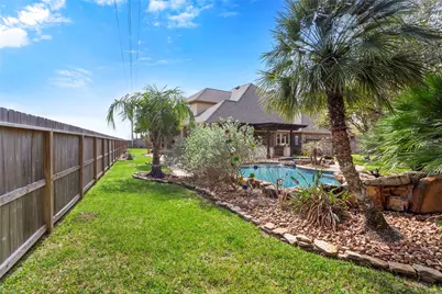 2878 Alentina Ct, League City, TX 77573 - Photo 43