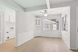 7610 Westwind Ln, Houston, TX 77071 - Photo 9