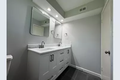 7610 Westwind Lane, Houston, TX 77071 - Photo 15