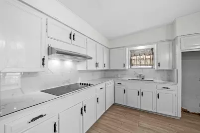 7123 Leader Street, Houston, TX 77074 - Photo 9