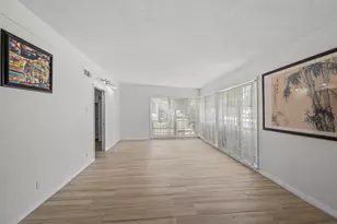 7123 Leader St, Houston, TX 77074 - Photo 9