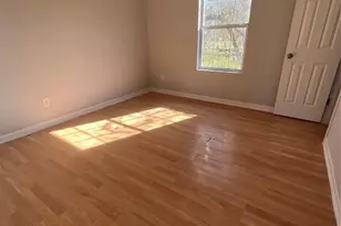 5301 Higgins St, Houston, TX 77033 - Photo 17