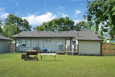 2324 13th Avenue N, Texas City, TX 77590 - Photo 7