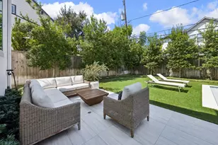 4604 Mimosa Dr, Bellaire, TX 77401 - Photo 37