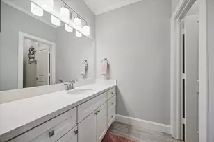 4604 Mimosa Dr, Bellaire, TX 77401 - Photo 29