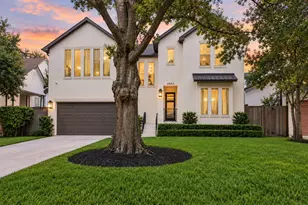 4604 Mimosa Dr, Bellaire, TX 77401 - Photo 1