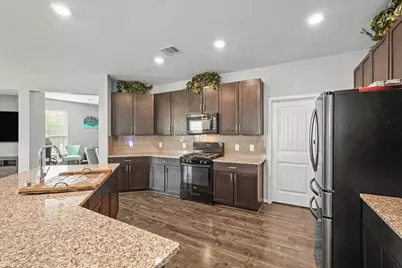 4551 Ashberry Pine Lane, Katy, TX 77449 - Photo 11