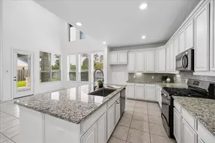 504 Sage Timbers Ln, Pinehurst, TX 77362 - Photo 7