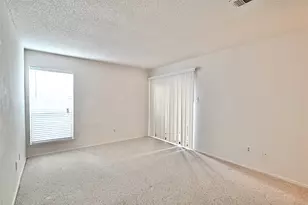 9407 Pagewood Ln, Houston, TX 77063 - Photo 9