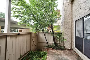 9407 Pagewood Ln, Houston, TX 77063 - Photo 1