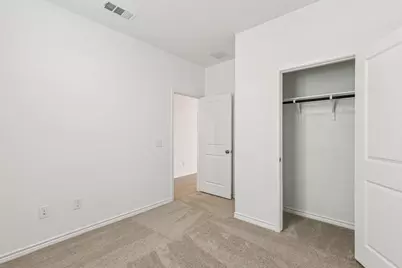 1006 S Oakhurst Drive, Dayton, TX 77535 - Photo 5