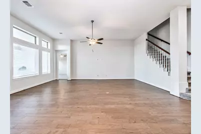 2385 Seaglass Terrace Drive, Katy, TX 77493 - Photo 9
