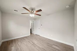 2025 Millbridge Spring Ln, Houston, TX 77051 - Photo 3