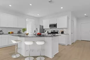 7723 Smooth Vly Ct, Iowa Colony, TX 77583 - Photo 3