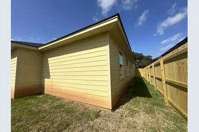 805 Lewis Street, Clute, TX 77531 - Photo 11