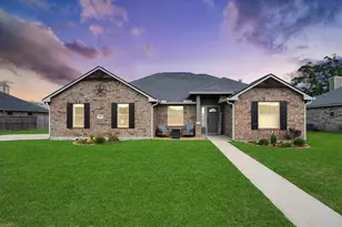104 Dorothy Dr, Dayton, TX 77535 - Photo 1