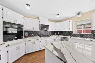 301 Kimswick Ct, Deer Park, TX 77536 - Photo 19