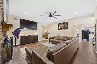 301 Kimswick Ct, Deer Park, TX 77536 - Photo 13