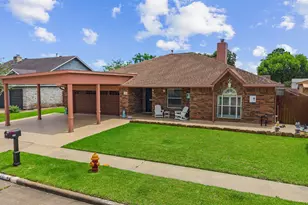 301 Kimswick Ct, Deer Park, TX 77536 - Photo 3