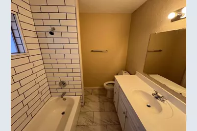 1011 Oak Drive, Liberty, TX 77575 - Photo 11