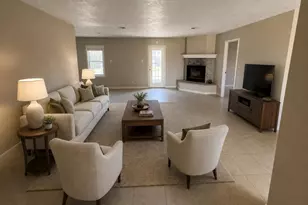 1011 Oak Dr, Liberty, TX 77575 - Photo 3